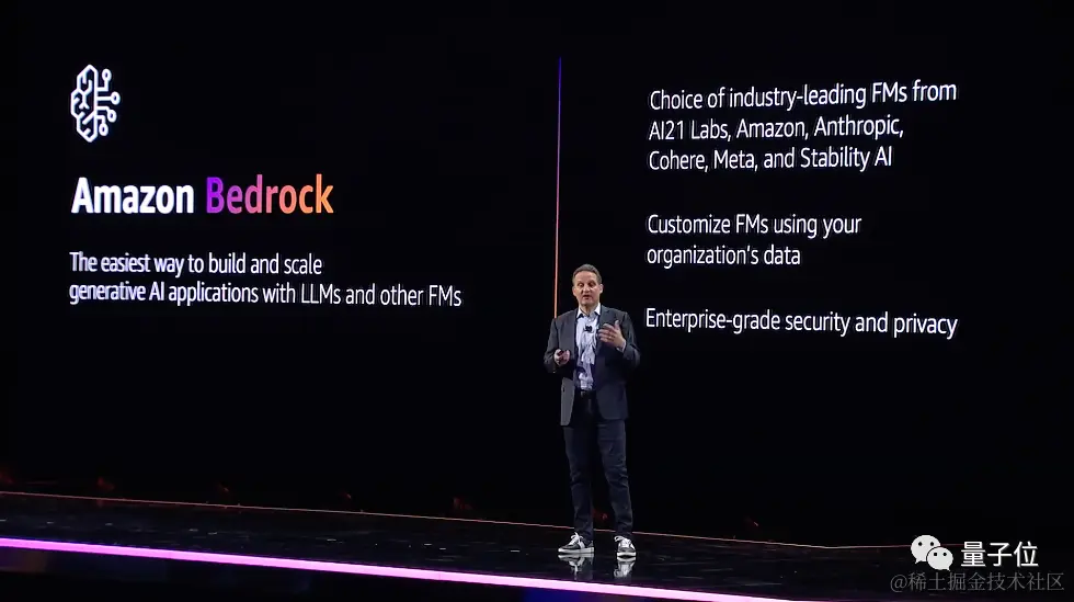 16000颗H200超级芯片！最强云计算亚马逊云科技和英伟达“合体”了：推出云AI超级计算机