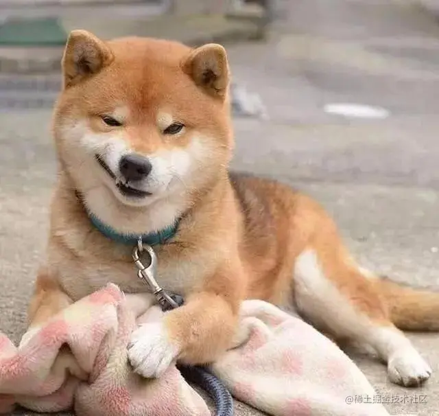 歪嘴一笑