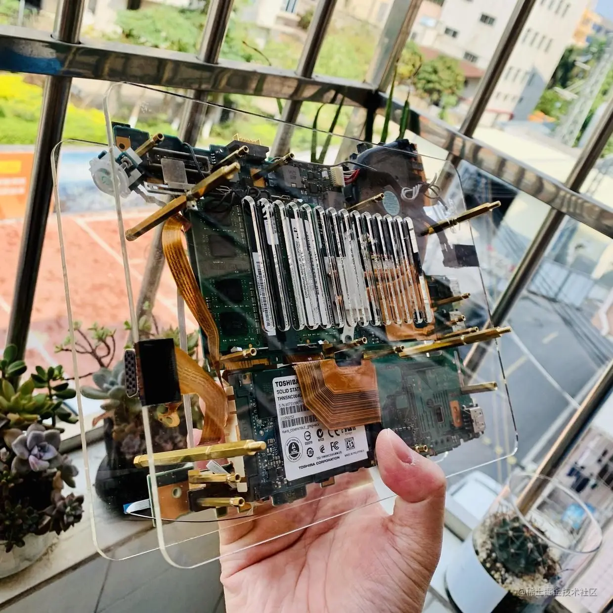 13653457-86af4092026cd982