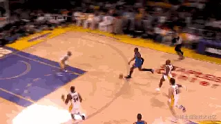 33643分！曼巴精神永不熄，数据回顾科比20年职业生涯辉煌