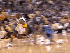 33643分！曼巴精神永不熄，数据回顾科比20年职业生涯辉煌