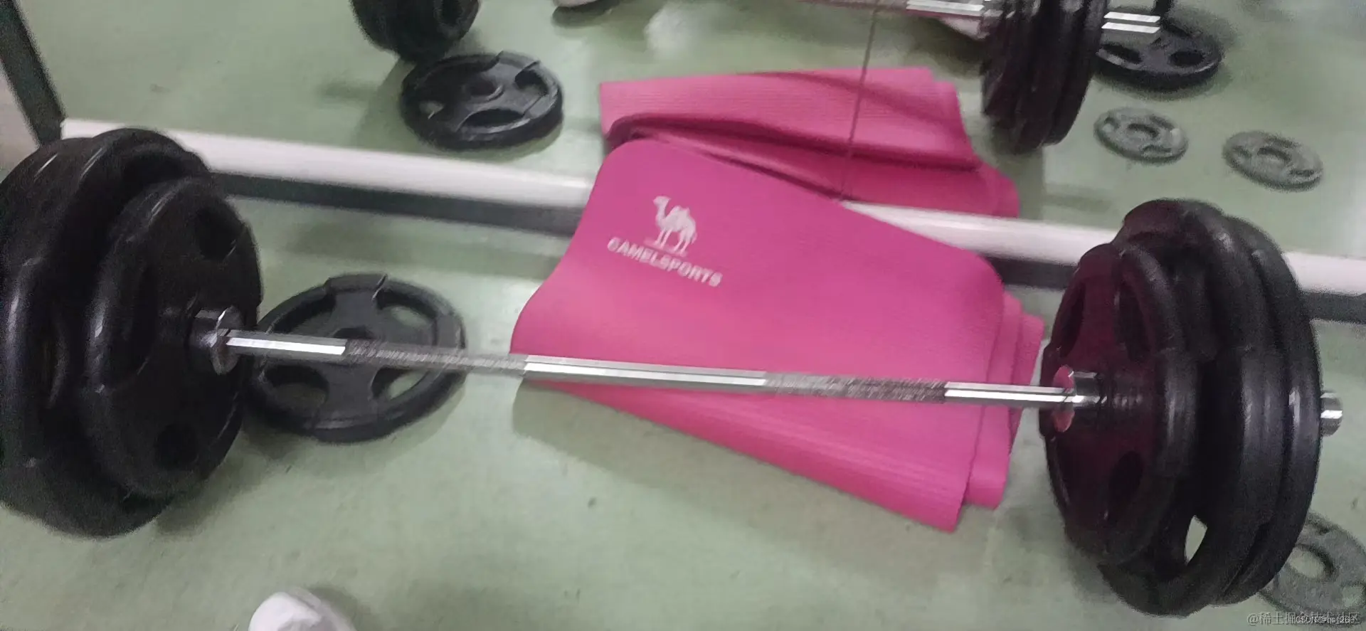 在这里插入图片描述