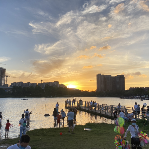 远墨于2022-07-03 00:02发布的图片