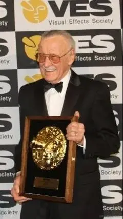 斯坦·李参加历届VES大奖颁奖典礼