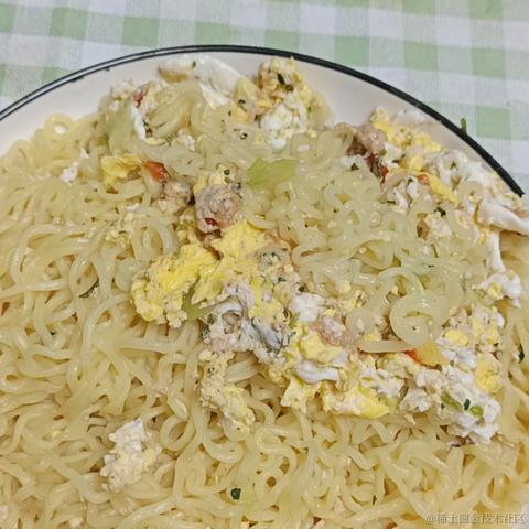 等鸡吃完了米狗舔完了面我就能中奖于2022-11-27 22:02发布的图片