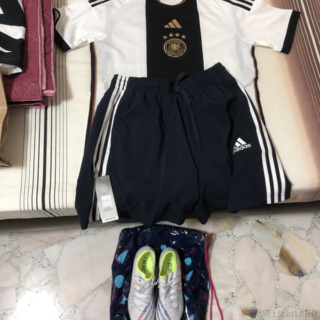 NiKoY于2022-12-04 15:57发布的图片