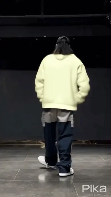局部修改-白卫衣-2.gif