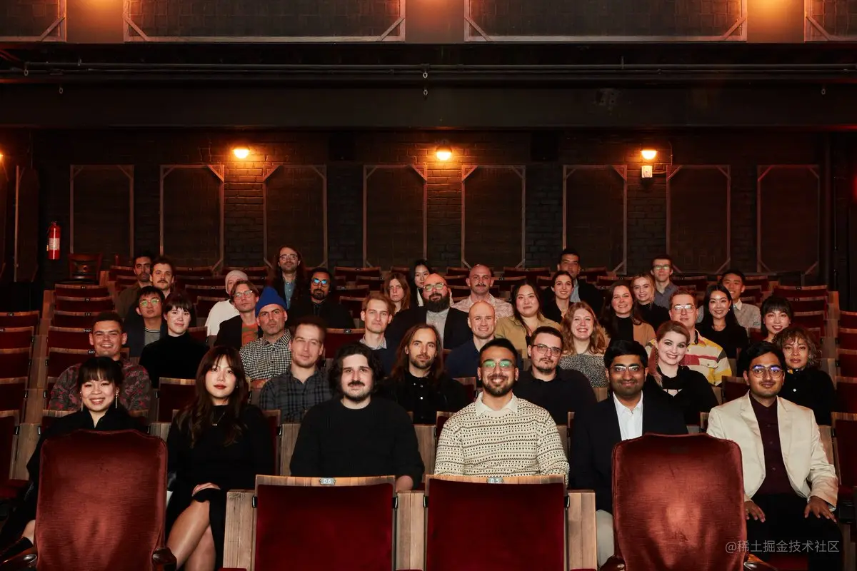 据 Forbes 报道，该公司年收入将近 500 万美元， 员工仅 40 人左右