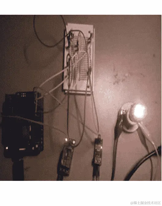 控制灯光和测量电流消耗