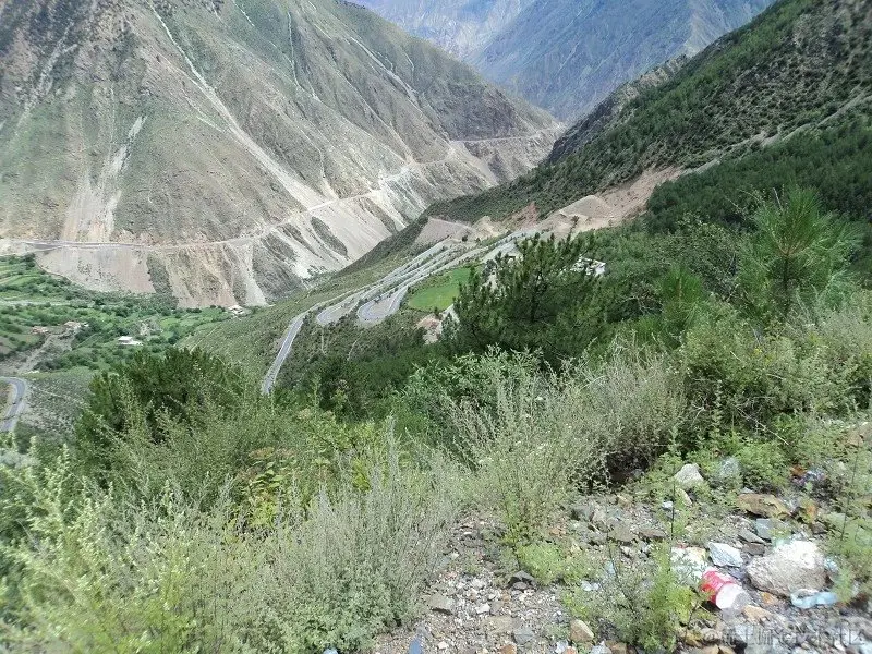 觉巴山脚.jpg