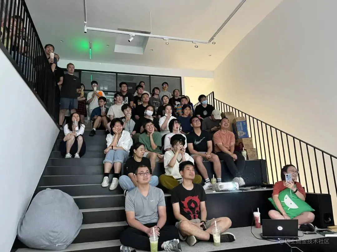 平塔工作室内部首映礼现场