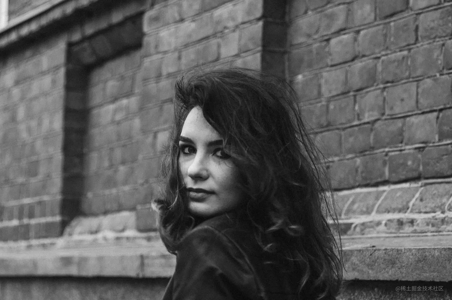 pexels-alexander-sheryshev-10205032