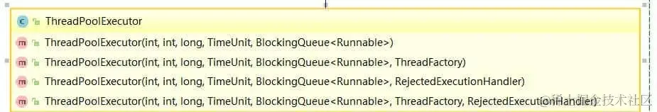 通过构造方法实现