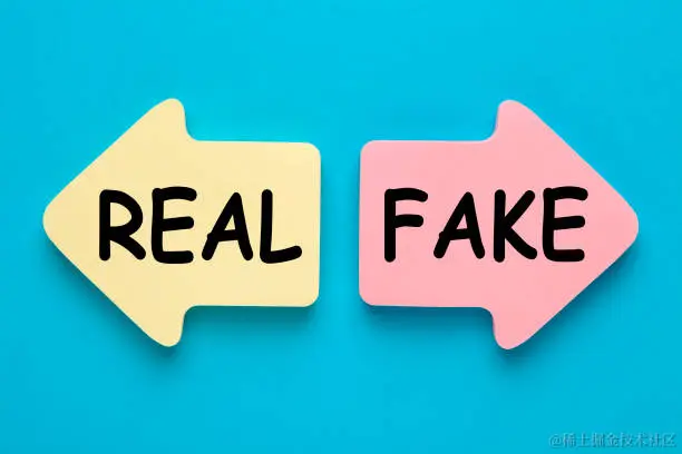 带有文字“Real”和“Fake”的两个箭头