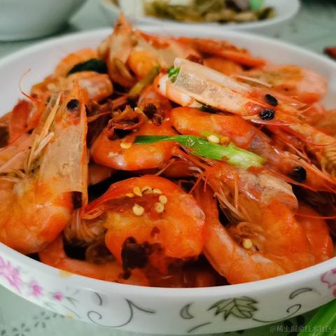 采撷红豆寄思浓于2022-12-24 13:00发布的图片