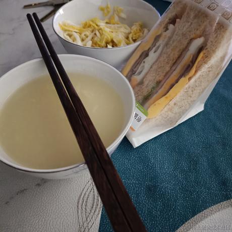 尤依莉于2022-06-19 08:03发布的图片