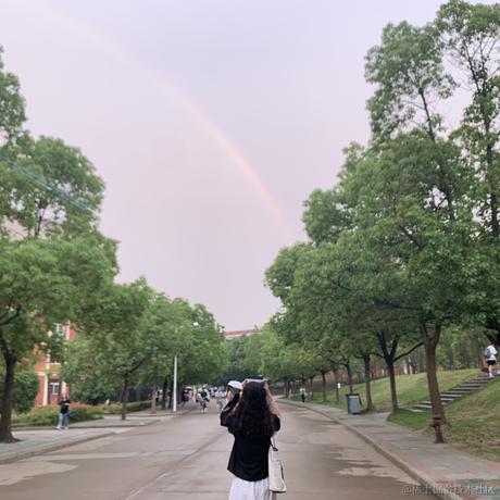 那我关月亮咯于2022-10-14 15:06发布的图片