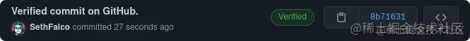 GitHub 上的签名提交，它在侧面显示一个经过验证的徽章。
