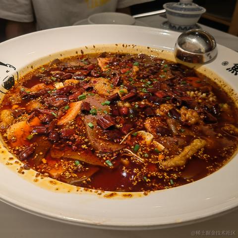 感觉有然比在身上爬于2022-11-25 00:16发布的图片