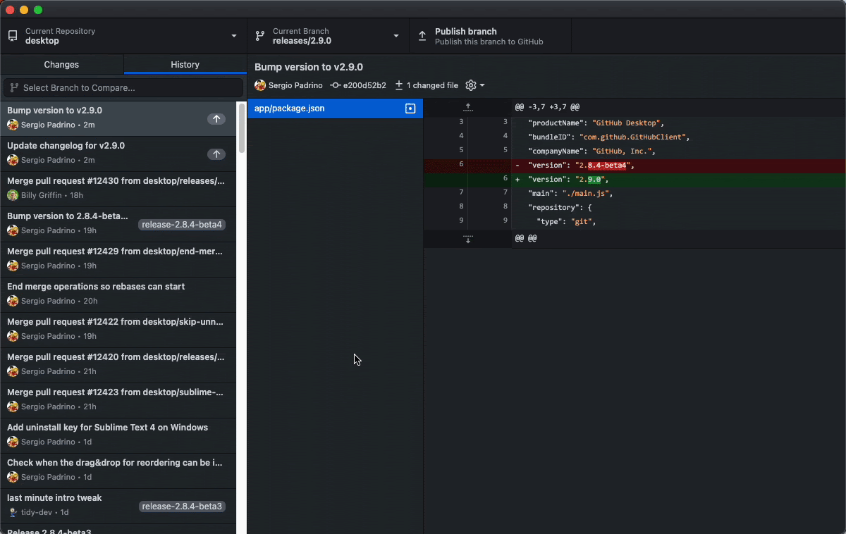 GIF of GitHub Desktop 2.9 "squash and reorder commits" functionality
