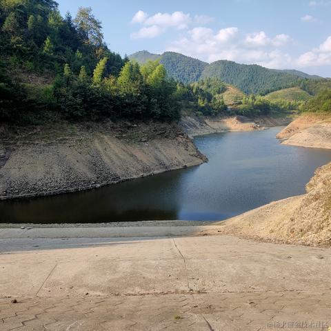 热爱学习的欧尼酱于2021-10-04 17:12发布的图片