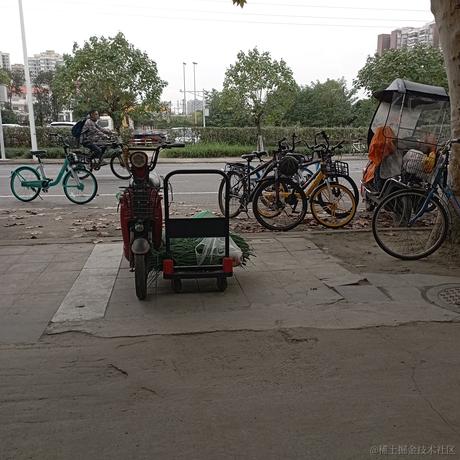 久久酒于2022-11-13 12:42发布的图片