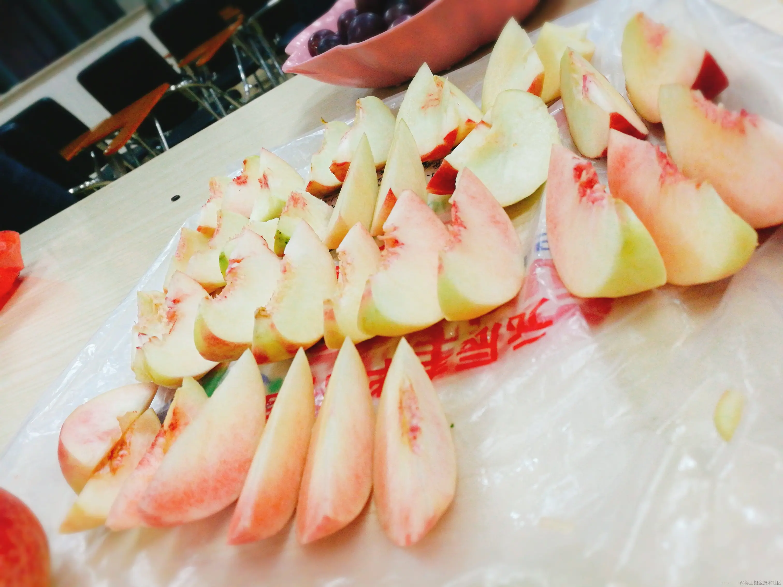 这里写图片描述