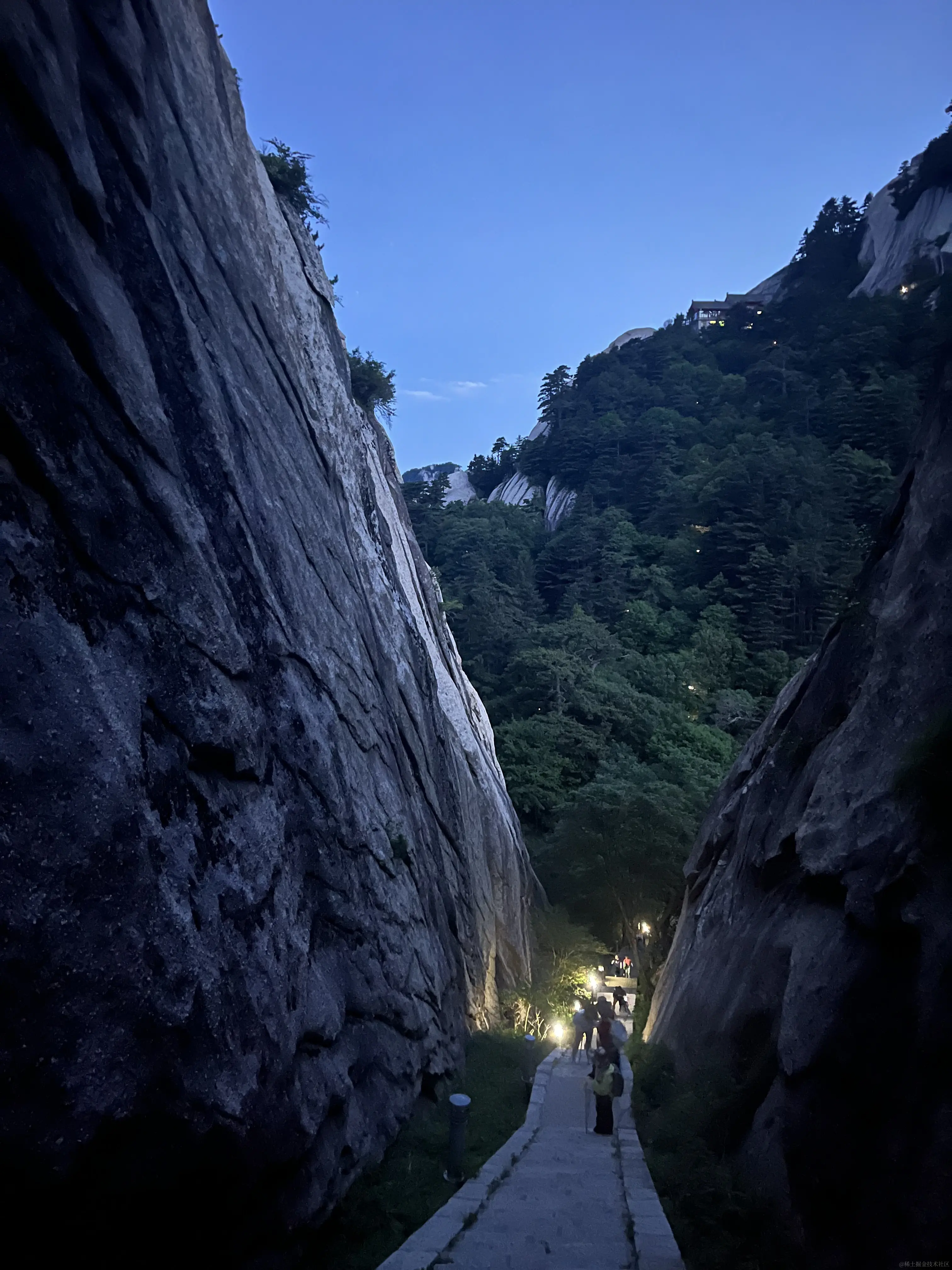 在此声明：我对中峰没有任何偏见