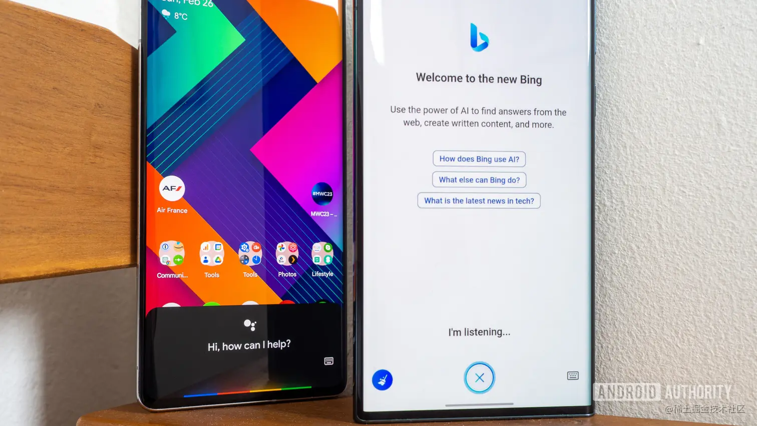 Microsoft Bing Chat 聆听旁边的 Google Assistant 聆听