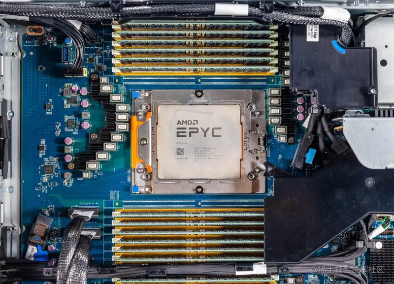 AMD EPYC 9654 热那亚 SP5 插槽 4.jpg