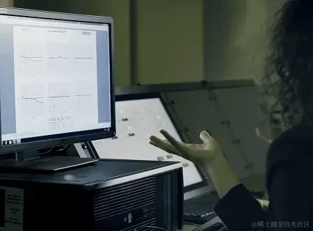 电脑主机开机屏幕不亮解决方法_换内存条后显示器不亮_显示器黑屏但主机已开机怎么办